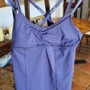 Lululemon top